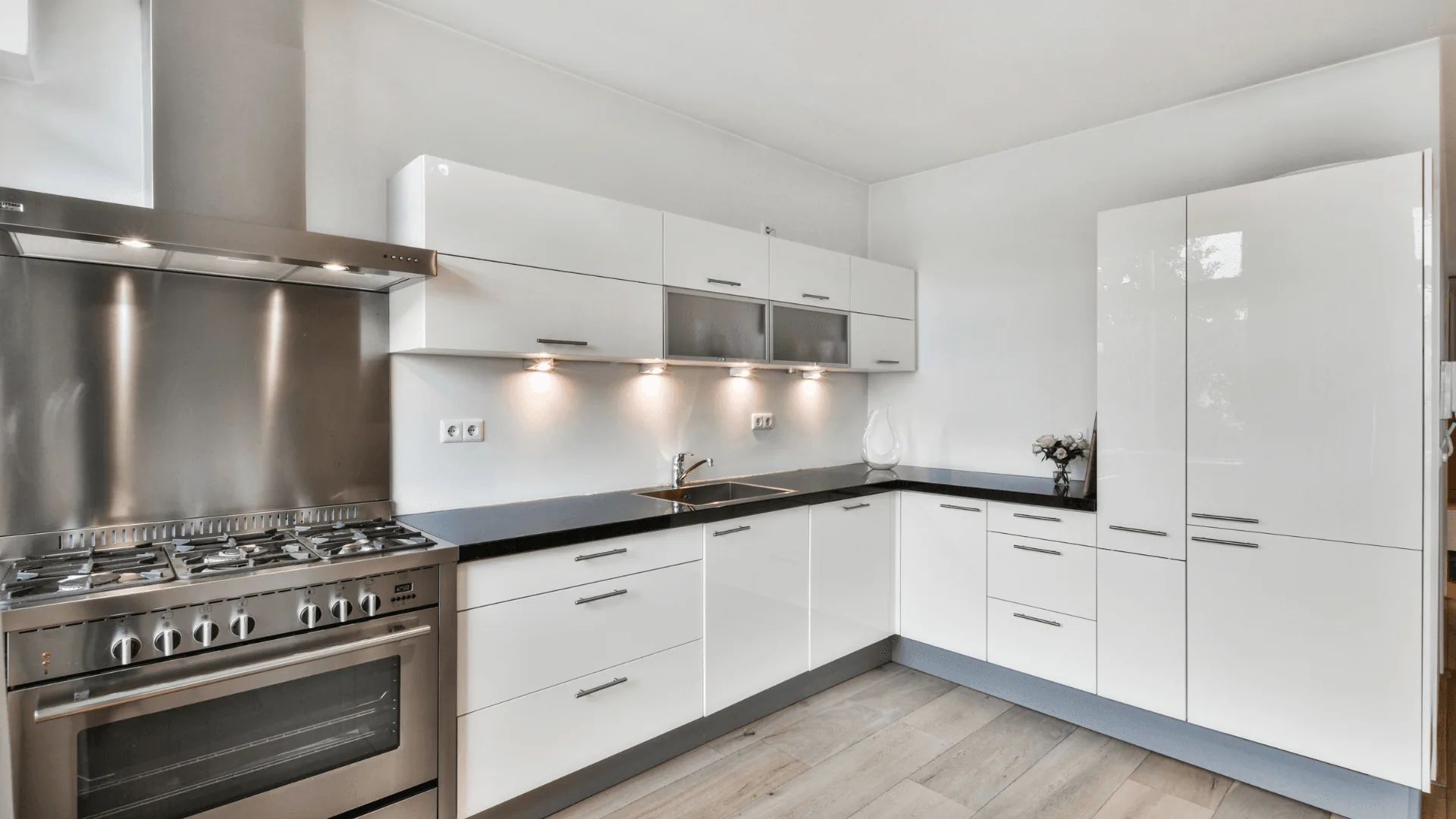 U-Shape Kitchen modular kitchen design