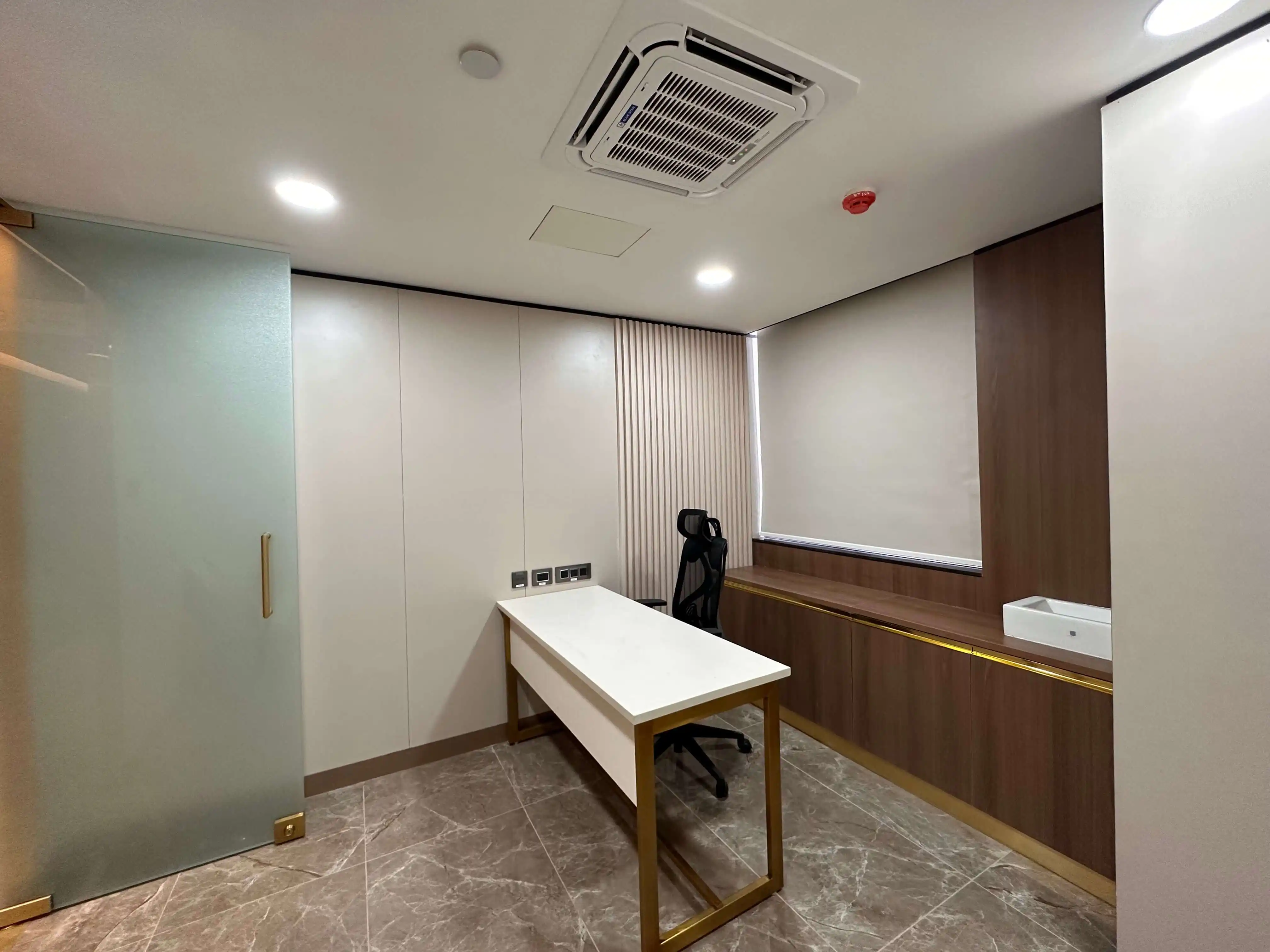 DR. AEH Kolkata — image 11